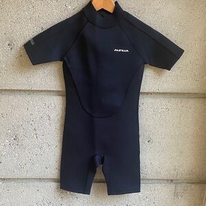 Kids Aunua 3mm Shorty Wetsuit Sz 10